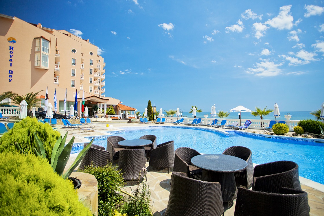 Royal bay. Royal Bay Болгария. Royal Bay (4*), Bulgaria, Elenite. Болгария отель Royal Park. Bulgaria Hotel Royal 4 2019.