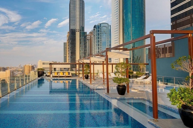 Hotel Voco Dubai - ajándék hajózással a Marina csatornán ***** Dubai (Emirates járattal)