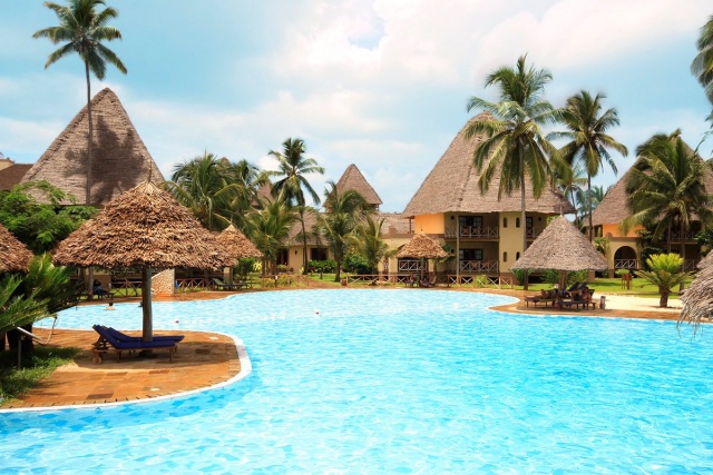 Neptune Pwani Beach Resort & Spa Hotel ***** Zanzibár, Kiwengwa (charter járattal)